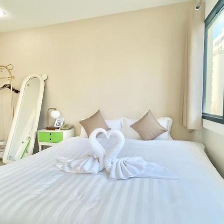 Abcyq Hotel Bangkok Exteriör bild
