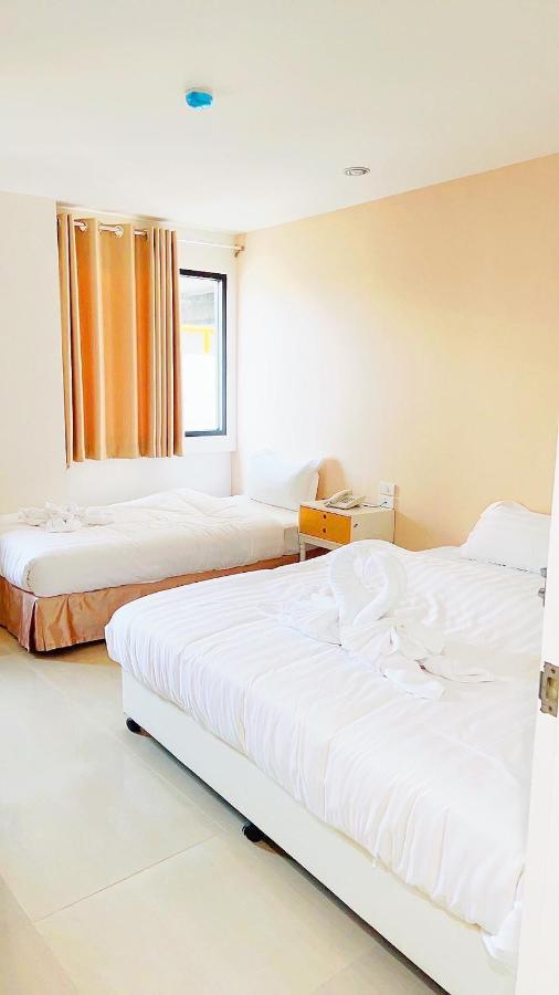 Abcyq Hotel Bangkok Exteriör bild